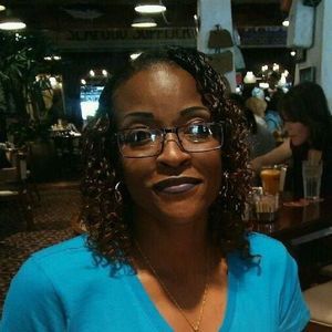 Meet your Posher, Tina kristina